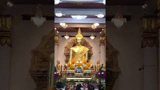 หลวงพ่อองค์แสน วัดพระธาตุเชิงชุม สกลนคร