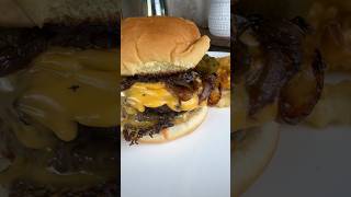 Wagyu cheeseburger #burger #foodshorts #cooking #recipe #homemade #fypage #fyp #youtubeshorts