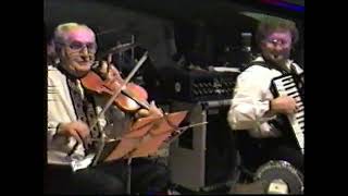 2001 UNF MALANKA DANCE - THE UKRAINIAN OLDTIMERS- EASY  POLKA