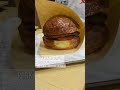 小店自製麵包 兼用香港牛豬整嘅漢堡包 burger 旺角 美食