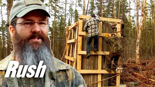 Alaska Hunters Set Up Elaborate Trap To Catch The Bushman | Alaska Monsters