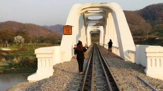 หลงรักสะพานขาว ( สะพานขาว@แม่ทา จ.ลำพูน)