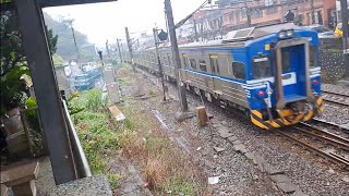 4188次樹林發車開往蘇澳的單組EMU500型四輛一編組EMU502區間車，4823次菁桐發車經由深澳線開往八斗子的DRC1025+DRC1034+DRC1030+DRC1032四節DRC原色柴油客車