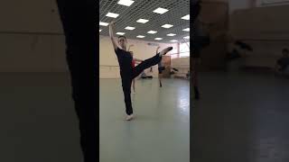 Mariinsky Ballet class