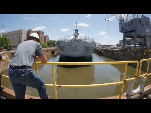 Live From Battleship Nj Leaving Drydock Youtube
