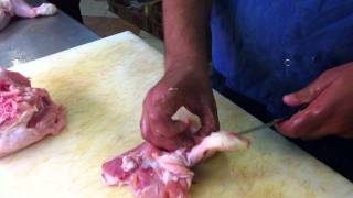 כיצד לפרק כרעי עוף לפרגיות - How to debone chicken thigh