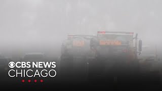 Snow plow crews work to clear roads in Chicago's west, northwest suburbs