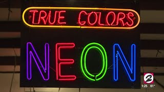 Neon: how it's made | HOUSTON LIFE | KPRC 2