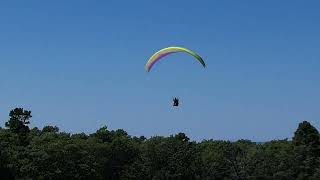 Paraglider landing in high winds on Buffalo Mountain, Talihina OK