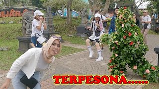 Pecah Suasana....!! Ketika GADIS CANTIK ketemu MANUSIA POHON || Bushman prank || Prank manusia pohon