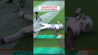 Tyreke celebrates TD by fainting after seeing HOT FEMALE REF #lf_aceboogie