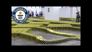Book Dominoes - Guinness World Records 2016 - VideoStudio