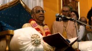 Don't Surrender To Any Nonsense - Prabhupada 0004