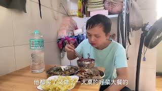 老婆真的不如别人的老婆今天他又买了花甲和烧鸭，花钱那么多