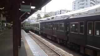 江ノ島電鉄300形電車・江ノ島駅発車。