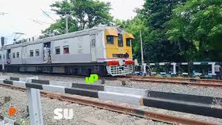 33519 Speedy Up Sealdah - Hasnabad Local Departure in a Station | EASTERN RAILWAY | @INDIAN RAILWAY