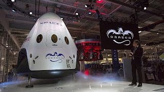 SpaceX to send first tourists around the moon