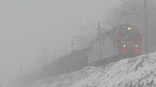 [RZD] 2ES4k-003 with freight train on Dacha Dolgorukova - Polustrovo stretch