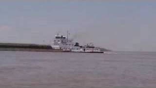 Towboat Crewchange