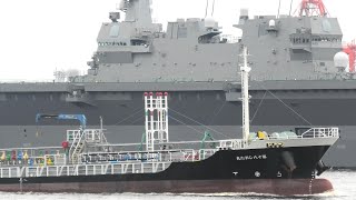 狭い天保山岸壁をくるっと向きを変え 護衛艦「いずも」出港 2024年7月15日 / JS Izumo DDH-183