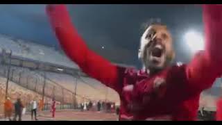 كهربا يغني مع جمهور الاهلي اوف اح كهربا حطو صح