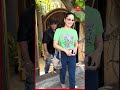 Bollywood Update: Sunny Leone's Casual Day Out! The star was spotted in Juhu.