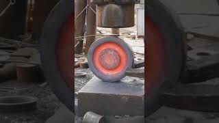 Forged wheels at high temperatures (Yüksek sıcaklıklarda dövme tekerlekler)