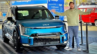 Kia EV9 Full Tour! The Electric 3-Row SUV We've All Been Waiting For