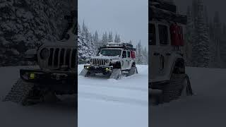 Snow n a track Jeep? Np! 😎