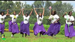 BUGA DA ANGAU COMMUNITY IN KENYA..PANARUU TRADITIONAL DANCE.