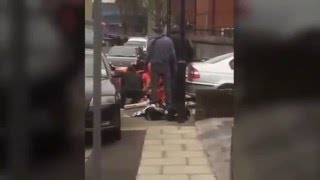 SHOCKING MOMENT: POLICE Disable a local GANGSTERS with FIREARMS in Tottenham LONDON