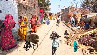 Indian Rural Life In India UP } Life Of The Poorest Villagers In India { Real Life India Daily Ro