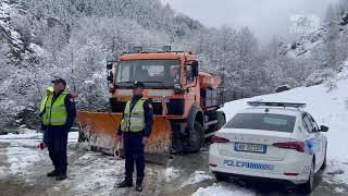 Top News/ Kukësi ‘pushtohet’ nga shiu dhe bora, ngrica dhe inerte gurësh në disa akse