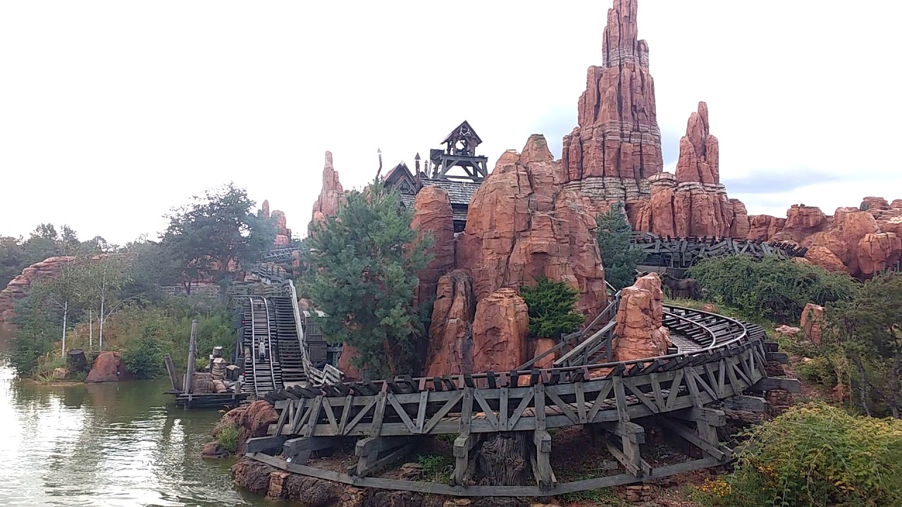 Big Thunder Mountain Ride/Roller Coaster Ride #DisneyLand#Paris - YouTube