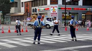 宮まつり2016　交通規制後の封鎖作業