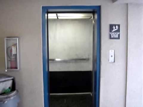 Dover Hydraulic Elevator Days Inn Charlotte Nc Youtube