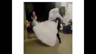 Düğünde çıldıran damat 😂