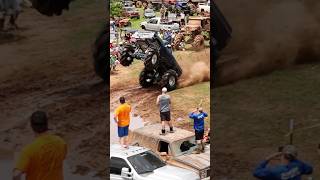 Crazy bounty hole run at Louisiana MudFest for #trucksgonewild