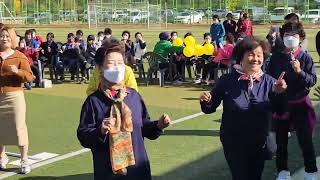 제 8회 홍천군 농가주부모임한마당축제 초대가수 홍지나 십분내로 (원곡 김연자)