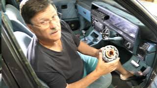 Steering wheel replacement on 1985 Holden VK Commodore