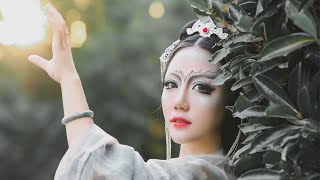 【嘉了個玲】山海經系列妝容 - 羬（qián）羊 | “有獸焉，其狀如羊而馬尾名曰羬羊，其脂可已臘 ”。漢服Hanfu#山海經#嘉了個玲 | jialegeling嘉玲