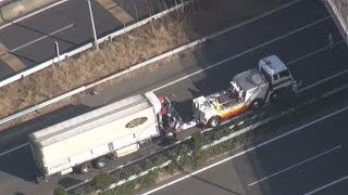 ７台玉突き、９人けが 大阪の中国道