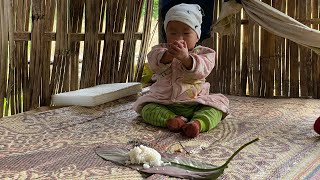 The older sister catches fish to sell to support her younger sister's daily life