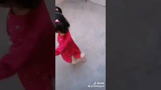 Baby girl dancing-Youtube