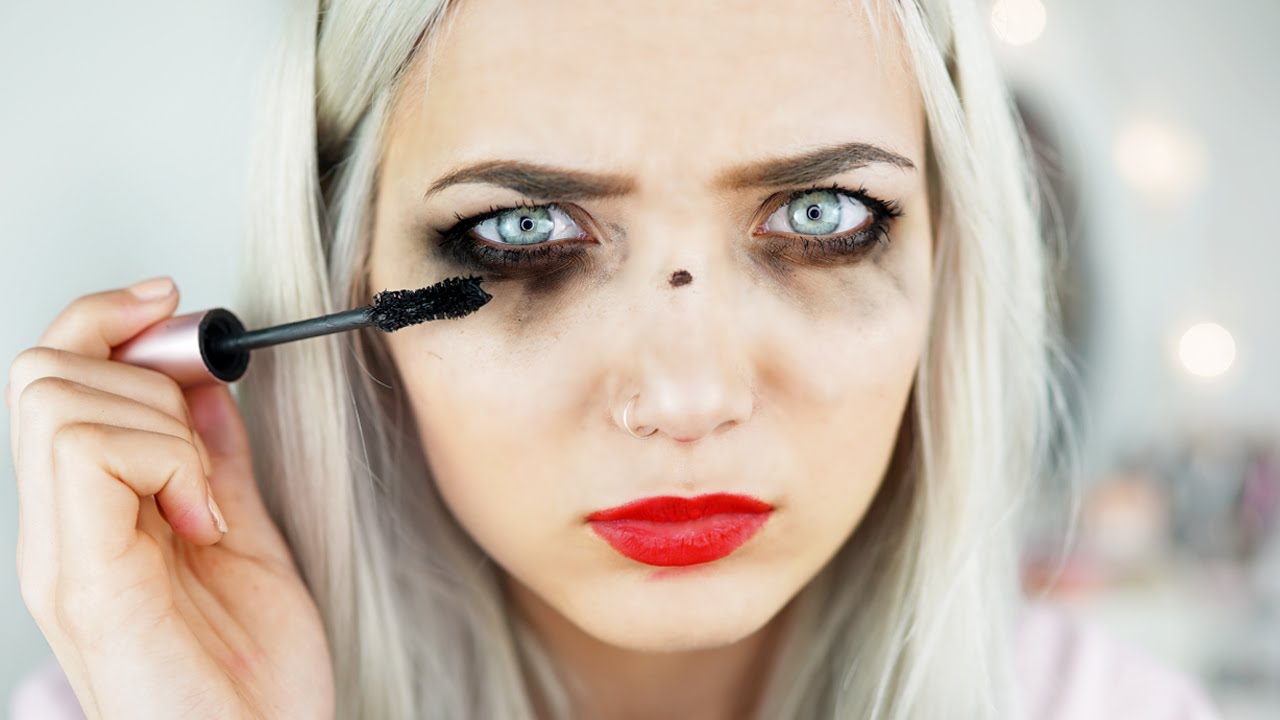 10 Things Girls Hate About Makeup Youtube