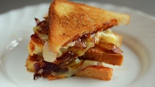 Toasts with caramelized onions and cheese recipe