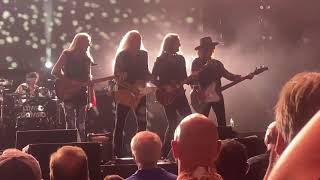 LYNYRD SKYNYRD Encore - FREE BIRD Greatest Concert Ending Song Ever at the TAMPA AMPA July 22, 2023