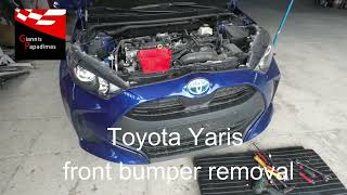 Toyota Yaris Hybrid   (XP210)  2020 front bumper removal