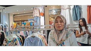 Habis shopping lanjut jalan jalan