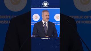 Küçük engellemelerin aslında büyük stratejik menfaatleri engellediğini görmek gerekiyor.